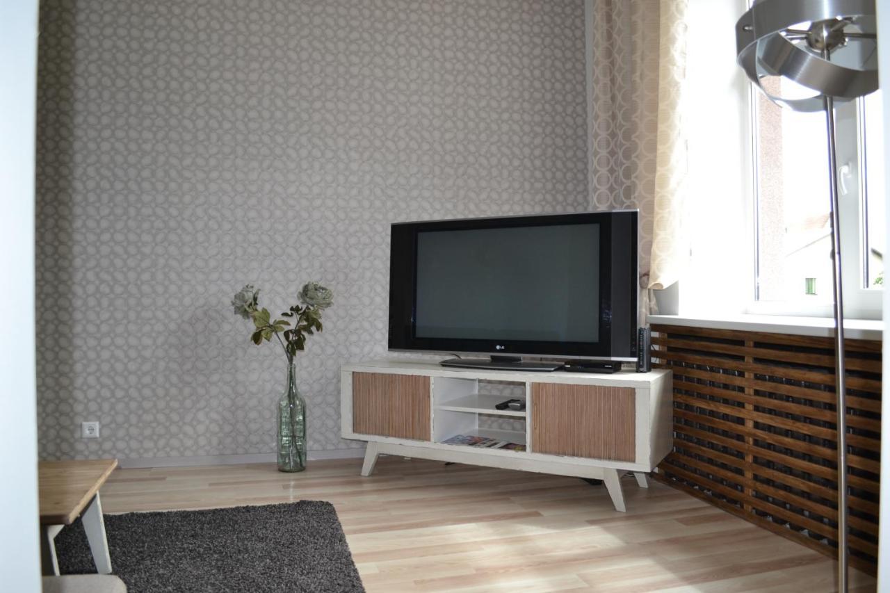 Vee 4 City Center Apartment Пярну Екстериор снимка